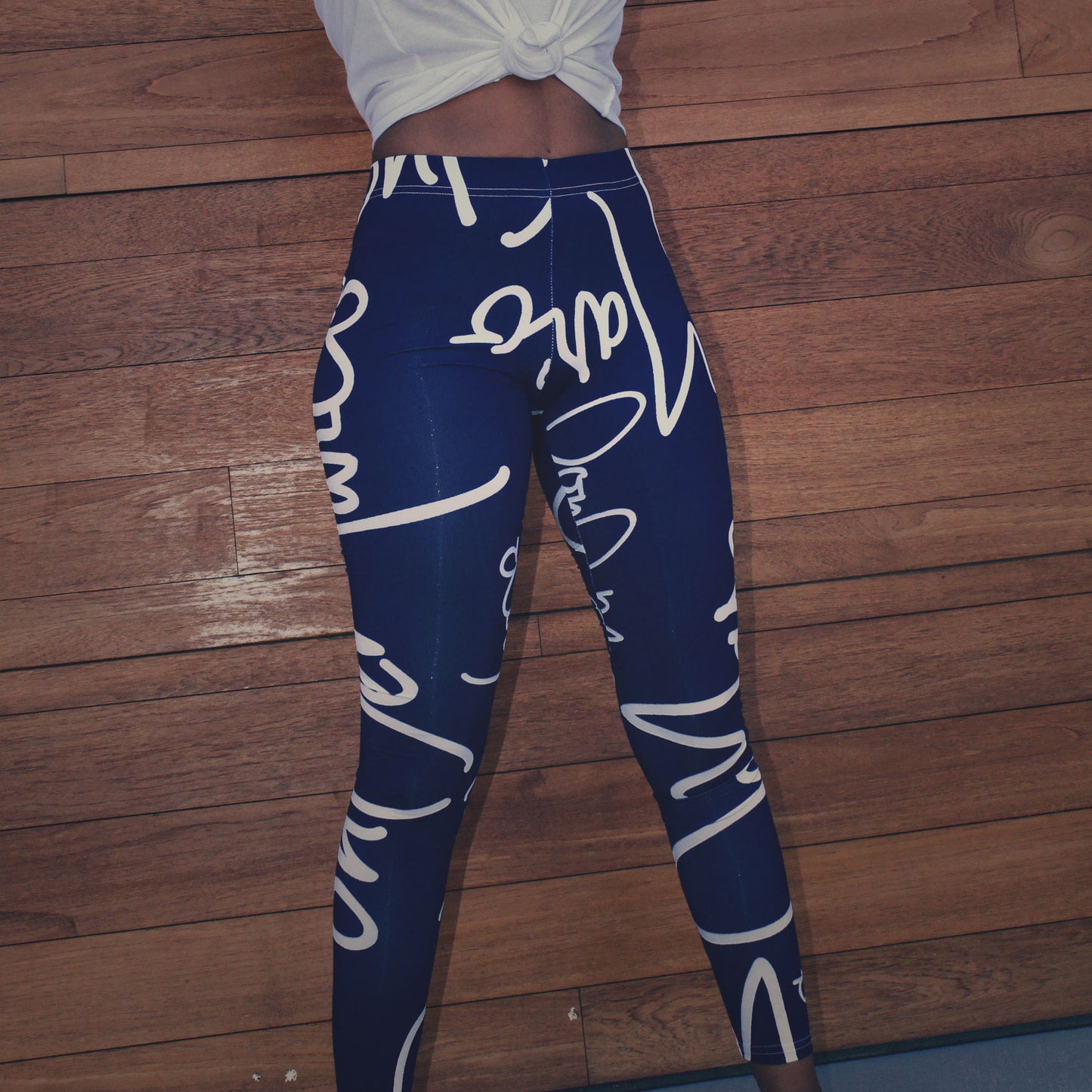Navy Signature Pattern Leggings – DonDeMarco